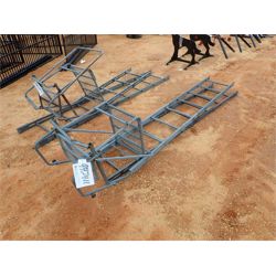 DEER HUNTING LADDER STAND Miscellaneous