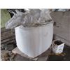 Image 1 : 3 2/3 Bags of Fertilizer