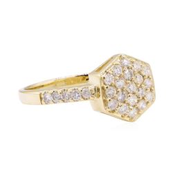 0.90 ctw Diamond Ring - 14KT Yellow Gold