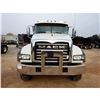 Image 5 : 2019 MACK GR64F Roll Off Truck