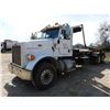 Image 1 : 2011 PETERBILT 365 Roll Off Truck