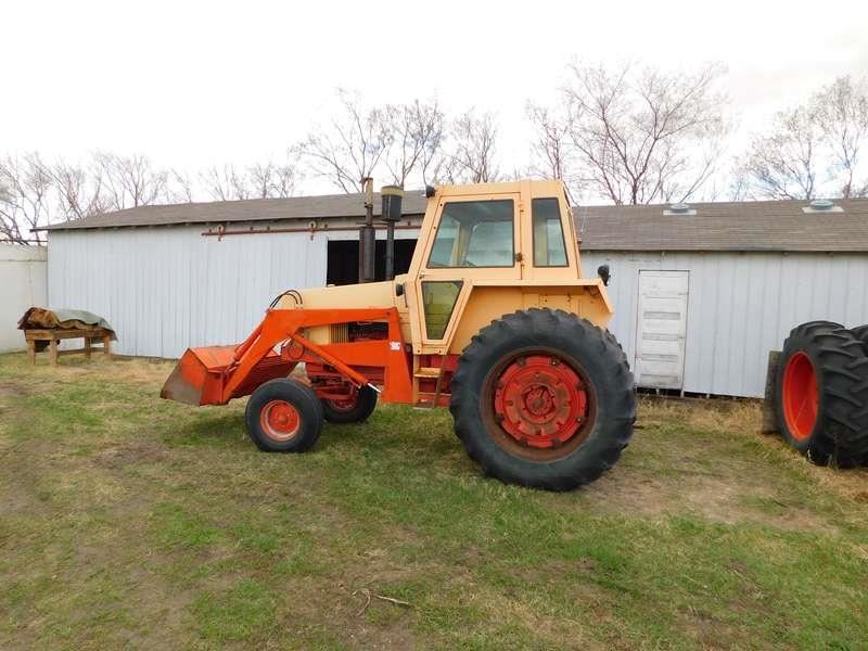 Case 970 with loader (Loader included)