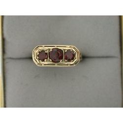 Antique  Style GOLD Ring 3 RUBYS #957065