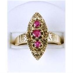 ANTIQUE Style Gold Ring 3 RUBYS #957072