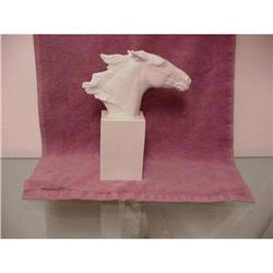 Horse Head Figurine #957496