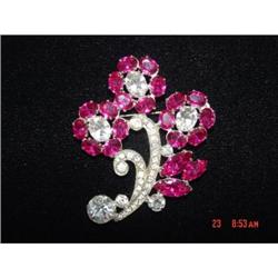 JOSEPH WIESNER NY Fushia Rhinestone Brooch #988731