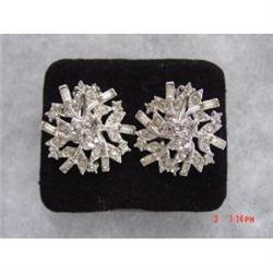 CHAREL Clear Sparkling Rhinestone Earrings #988898