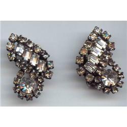Gray KRAMER  Rhinestone  Earrings #988930