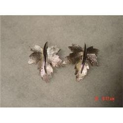 BOUCHER Silver Leaf Clipped Earrings #989199