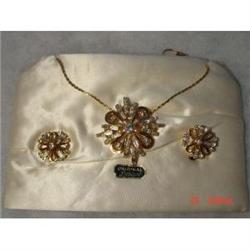 1940s ORIGINAL DESIGN ANTHONY Rhinestone Parure #989216