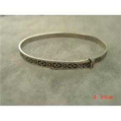 Victorian Sterling Bangle Bracelet Detailed #989329