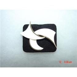 White Enamel Crown Trifari Brooch #989373
