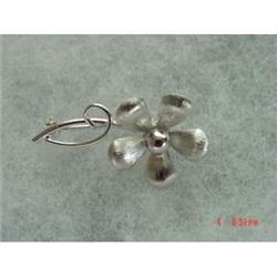 Estate Wells Sterling Dainty Floral Brooch #989690
