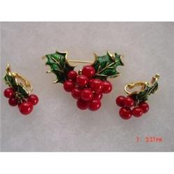 RARE BOUCHER 3 piece Brooch Earrings Enamel #989694