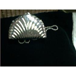 Silver Shell Metal Hand Bag by Delill #989804