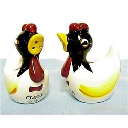 Figural Nutmeg&Clove Shakers  #989947