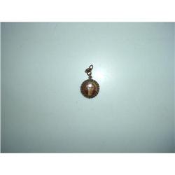 Victorian Photograph Pendant #990146