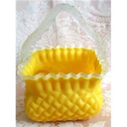 THORN Handle Basket ANTIQUE Yellow Quilted #990846