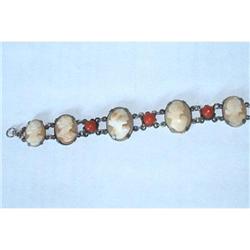 CARVED SHELL CAMEO BRACELET #991284