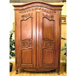 SOLID MAHOGANY TV ARMOIRE / ENTERTAINMENT #991522
