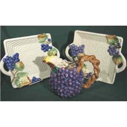 Pitcher and two Trays. Grapes. F&F #992086