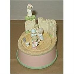 Precious Moments Music Box- Nativity #992158