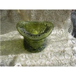 ANTIQUE PRESSED GLASS TOP HAT VASE #992571