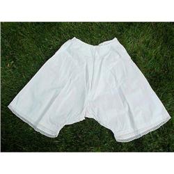 VICTORIAN LACE Trimmed Pantaloons CHIC #992629