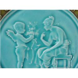 MAJOLICA PLATE CUPID CHERUB and LADY STUNNING #992654