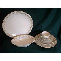 Limoges China by Theodore Haviland 44 Pieces #992702