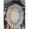 Image 10 : Assortment of table & serving dishes A