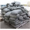 Image 1 : Pallet Multiple Gray Sandbags