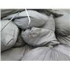 Image 5 : Pallet Multiple Gray Sandbags