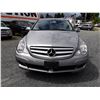 Image 2 : E4 --  2007 MERCEDES R350 , Grey , 204401  KM's