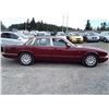 Image 4 : I3 --  2000 JAGUAR XJ8  , Red , 102,292 MILES
