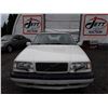 Image 2 : A2 --  1995 VOLVO 850 , White , UNKNOWN ODO INOP  KM's