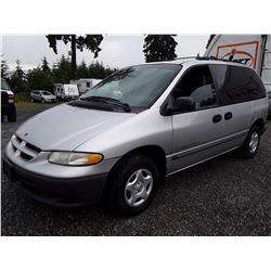 D3 --  2000 DODGE CARAVAN , Silver , 232344  KM's