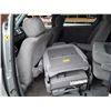 Image 19 : K2 --  2004 KIA SEDONA EX , Silver , 203630  KM's