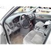 Image 20 : K2 --  2004 KIA SEDONA EX , Silver , 203630  KM's