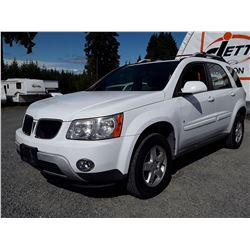 D5 --  2009 PONTIAC TORRENT  , White , 193564  KM's