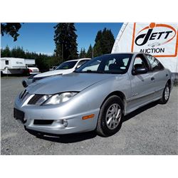 A5 --  2004 PONTIAC SUNFIRE SL , Silver , 233040  KM's