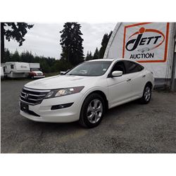 C6A --  2011 HONDA ACCORD CROSSTOUR EXL , White , 212772  KM's