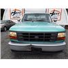 Image 2 : A2 -- 1994 F150 PICKUP, GREEN, 203,583 KMS "NO RESERVE"