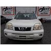 Image 2 : E4 --  2006 NISSAN X-TRAIL XE  , White , 300581  KM's