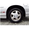 Image 10 : E6 --  2000 CHEVROLET MONTE CARLO SS  , Silver , 302512  KM's "NO RESERVE"