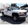 Image 3 : F5 --  2005 GMC SIERRA K2500 HEAVY DUTY 4X4 , White , 313621  KM's