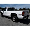 Image 7 : F5 --  2005 GMC SIERRA K2500 HEAVY DUTY 4X4 , White , 313621  KM's