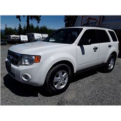 F4 --  2011 FORD ESCAPE XLT , White , 150781  KM's