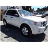 Image 3 : F4 --  2011 FORD ESCAPE XLT , White , 150781  KM's