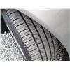 Image 11 : I2 --  1997 MERCEDES E320W , Silver , 189909  KM's